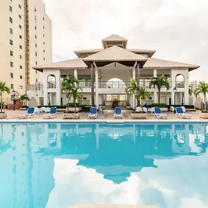 Apartment Luxurious 2bdr Located In Prestigious Tower., Santo Domingo